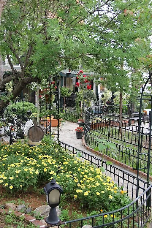 Beachwood Villas Мармарис Отель