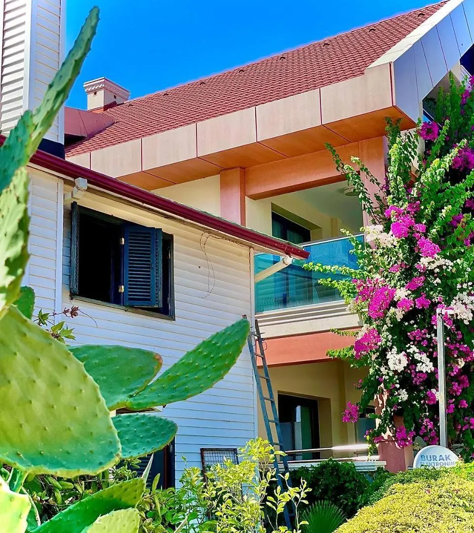 Beachwood Villas Marmaris Hotel